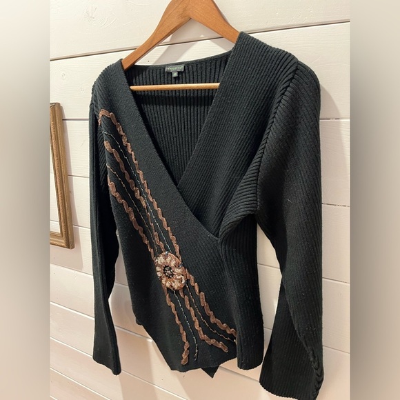 TRICOTTO Heart-shaped sweater with ribbon and decoration size XL - Picture 6 of 8